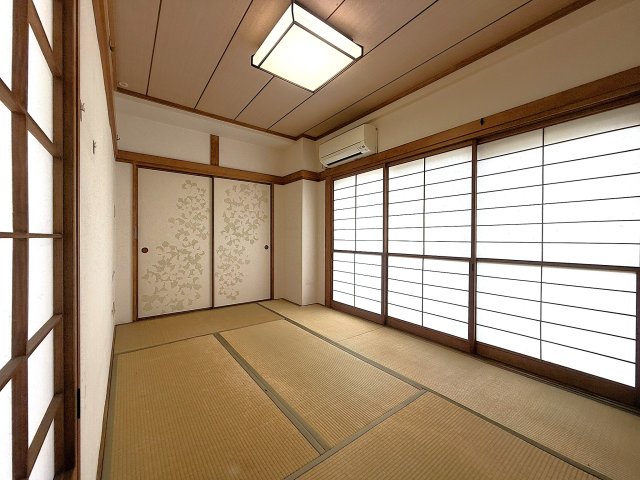 パレス桜 801寝室