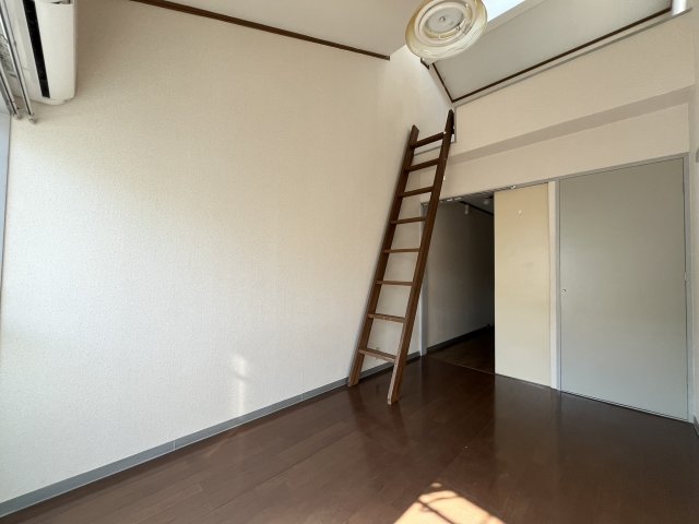 フォーラムセブン 2階居間・リビング