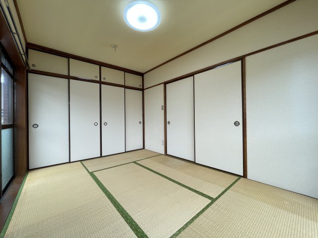 ウインヒルズ 3階その他