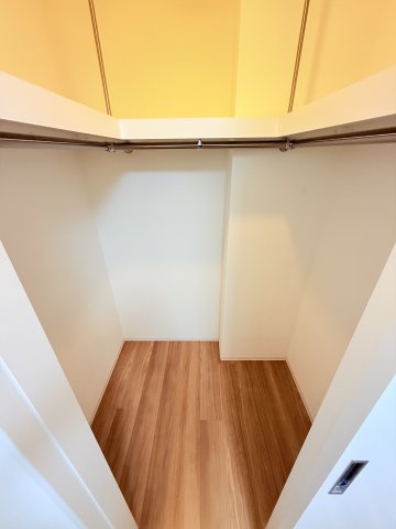 スカイティアラウエスト 10階収納