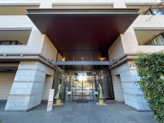 アトラス志村三丁目 2階エントランス