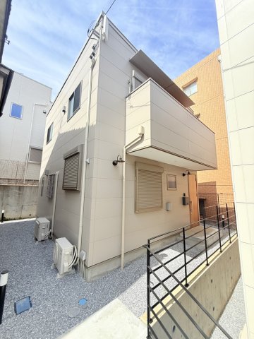 前野町３丁目戸建て 1-2階外観