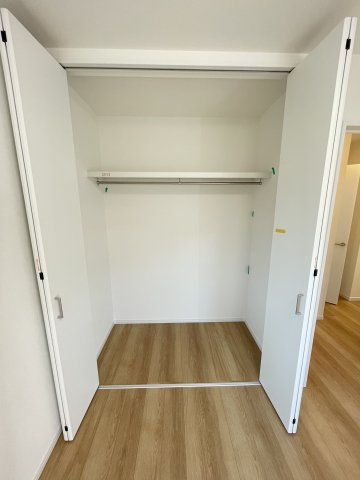 前野町３丁目戸建て 1-2階収納