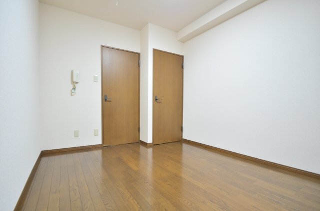 ドミール板橋本町 1階寝室