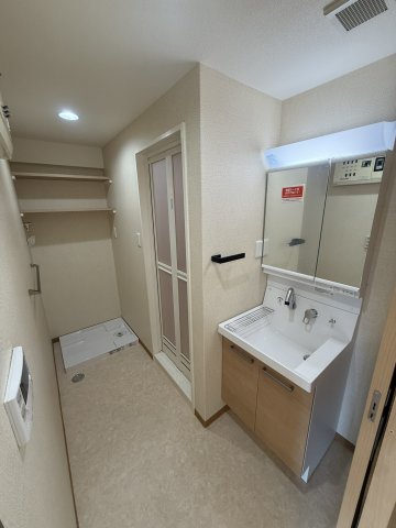 グローリィホーム 806その他