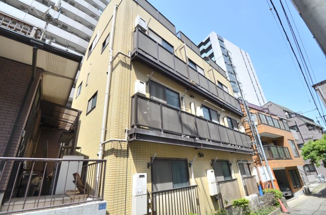 メゾン・フルールⅡ 1階外観