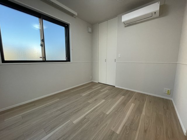 グランド　フルーレ浮間舟渡 2階寝室