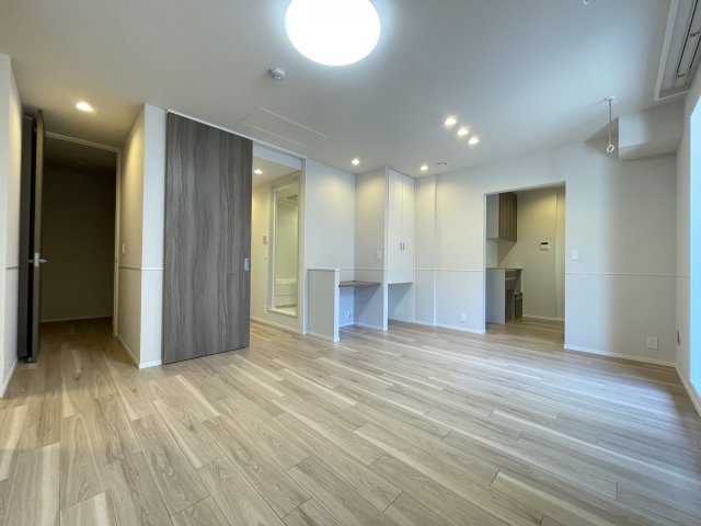 グランド　フルーレ　浮間舟渡 2階居間・リビング