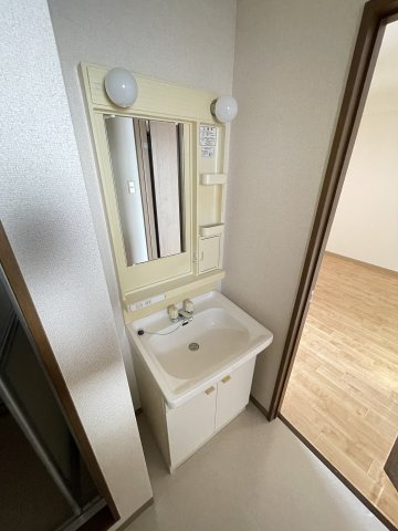 ドミール板橋本町 3階洗面所