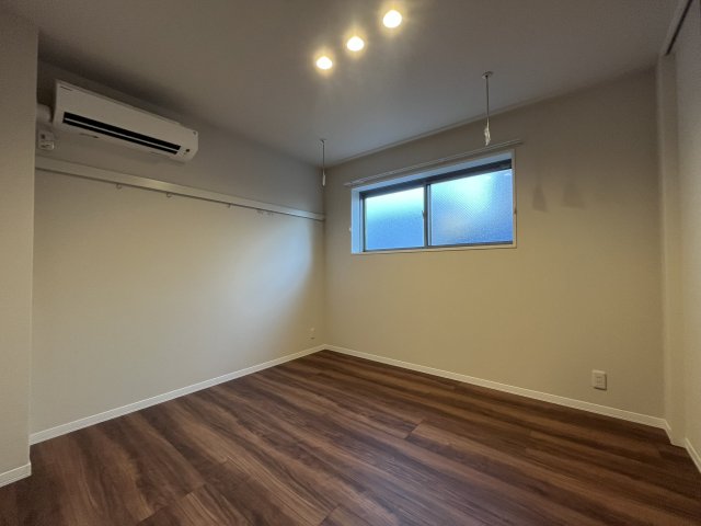 セルディーナ 2-3階洋室