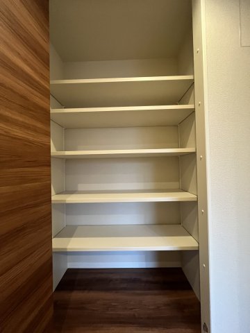 セルディーナ 2-3階収納