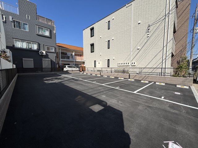 メゾン　グレイス 3階駐車場