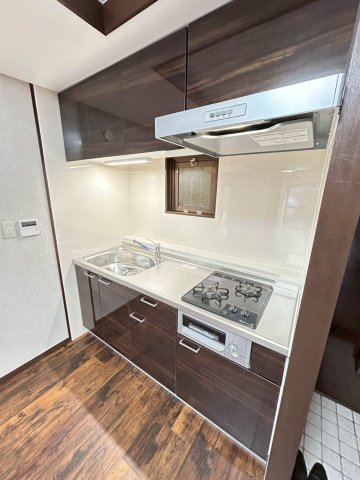 ウインテラス 1階キッチン