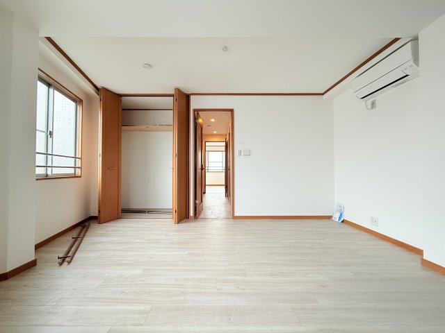 カトレアビル 2-3階その他