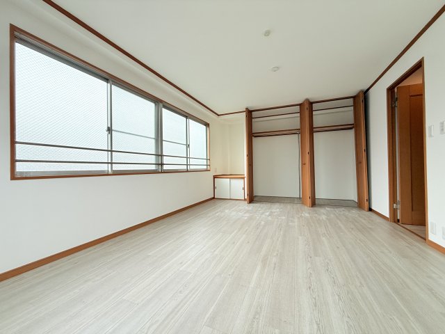 カトレアビル 2-3階その他