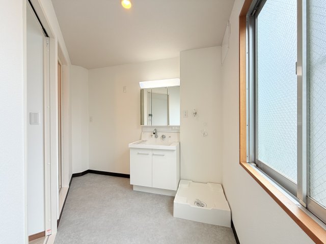 カトレアビル 2-3階洗面所