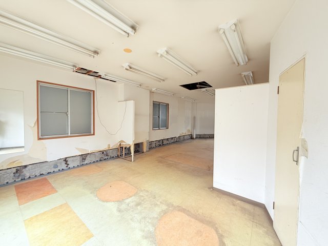 カトレアビル 1階内装