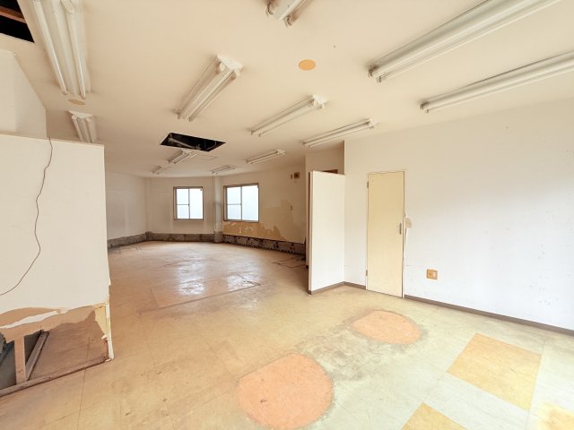 カトレアビル 1階内装