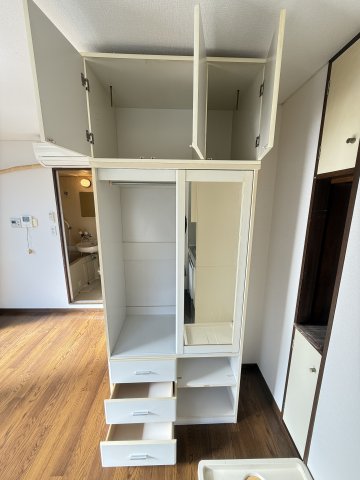 ラ・ヴニール大山 301収納