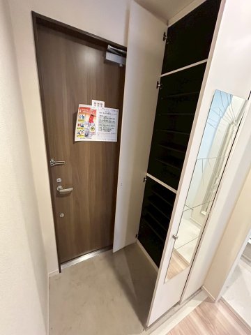 ヘーベルメゾン南常盤台 1階収納