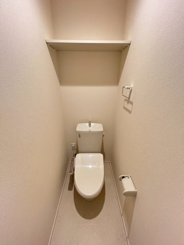 ヘーベルメゾン南常盤台 1階トイレ