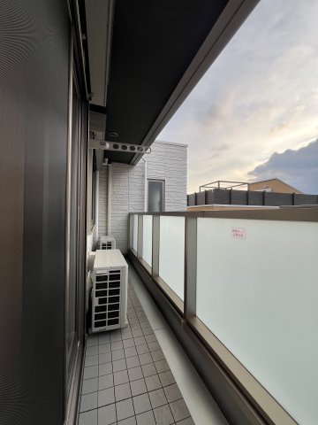 リネア 1階バルコニー