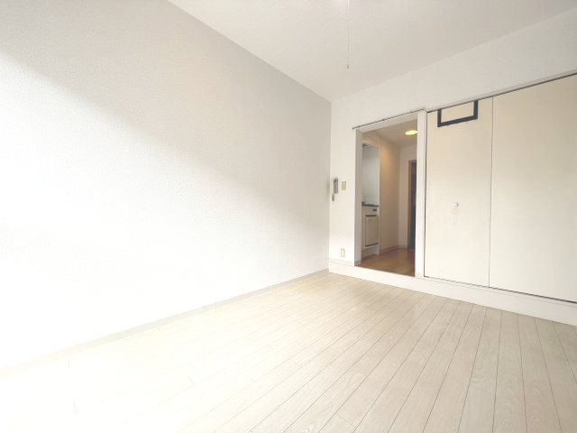 日神パレス西台 2階居間・リビング