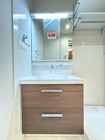 プルネ　メゾン 202洗面所