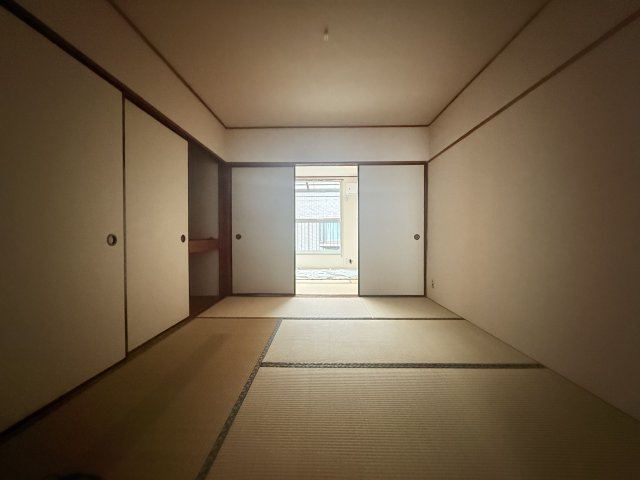 塚田コ－ポ 2階寝室