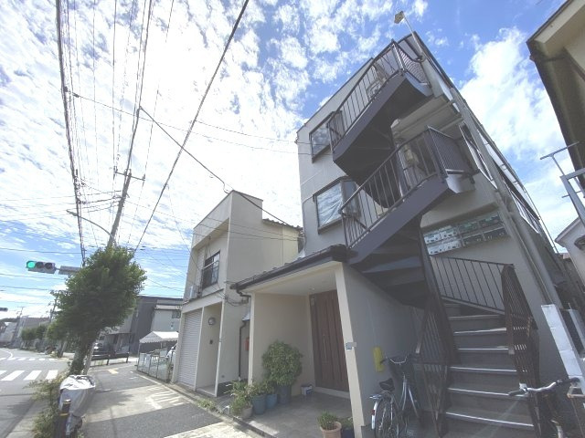 かぶとマンション 3階外観