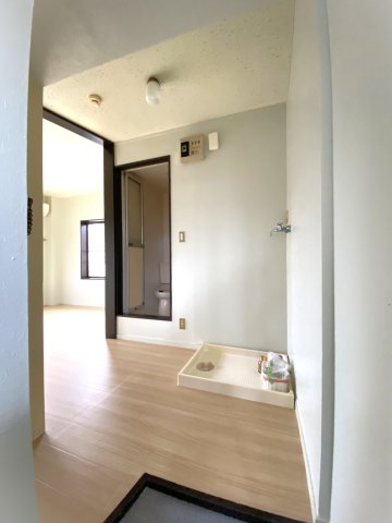 かぶとマンション 3階玄関