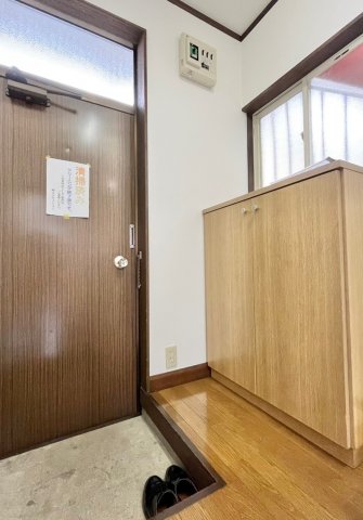 スターフラッツ 1階玄関