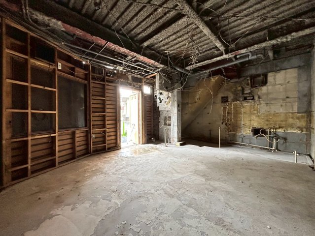 第一中尾ビル 1階内装