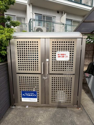 ラルゴ　ヴィエント 3階その他