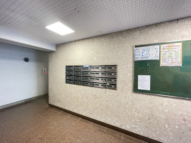 ヒルサイド中台 2階その他