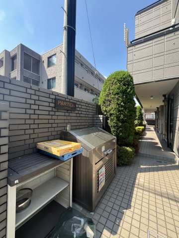 パルティーダ 1階その他