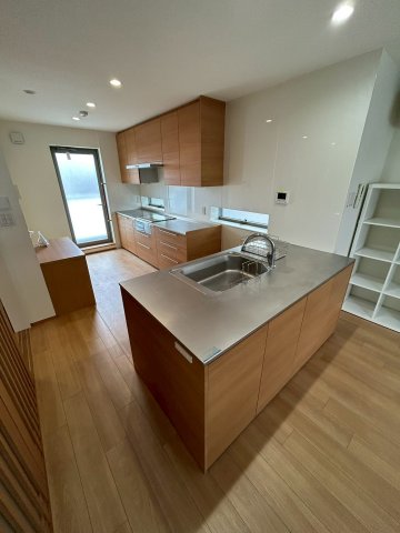 Ｔｒｅｓ　Ｃａｓａｓ 1-3階キッチン