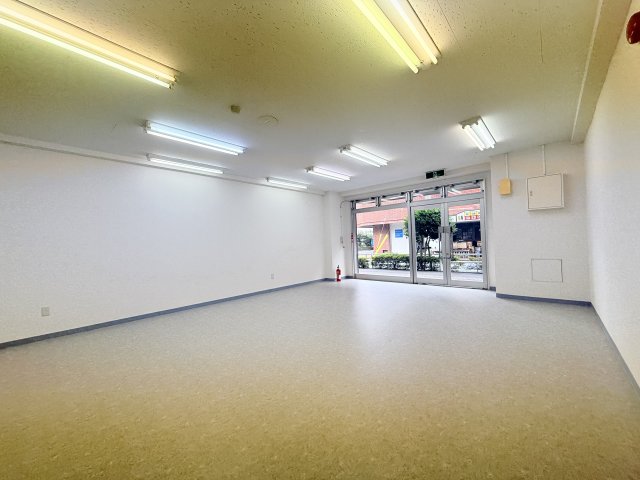 青山荘 1階その他