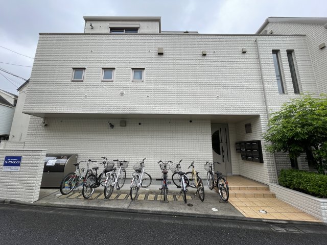 クレッセンド千川 1階外観