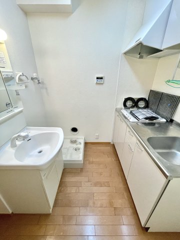 クレッセンド千川 1階キッチン