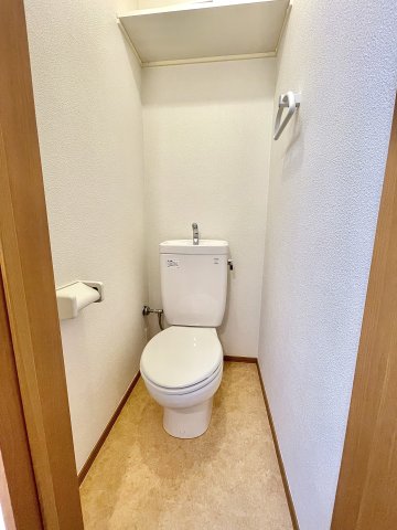 クレッセンド千川 1階トイレ