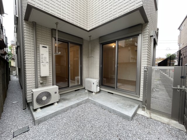 Ｍ・Ｍ・ＨＡＲＹＮＫ 101エントランス