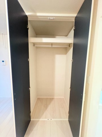 メゾンオーク 102収納