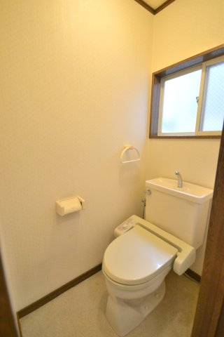 メゾン岩田 2階トイレ