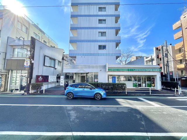 コレット上板橋 1階駐車場