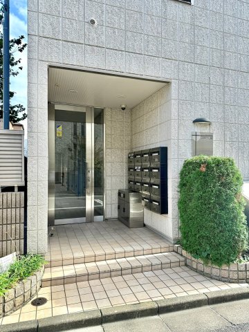 コレット上板橋 1階エントランス