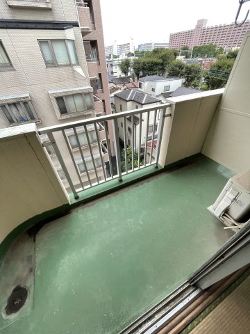 高島平第二ローヤルコーポ 5階バルコニー