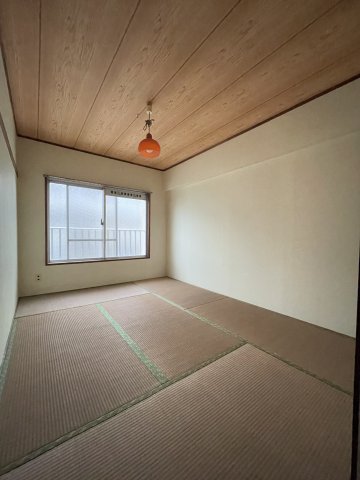 高島平第二ローヤルコーポ 5階その他