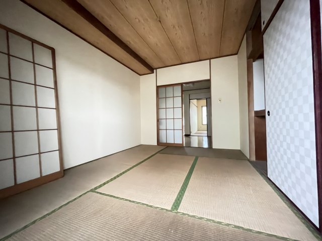 高島平第二ローヤルコーポ 5階その他
