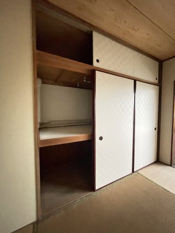 高島平第二ローヤルコーポ 5階収納